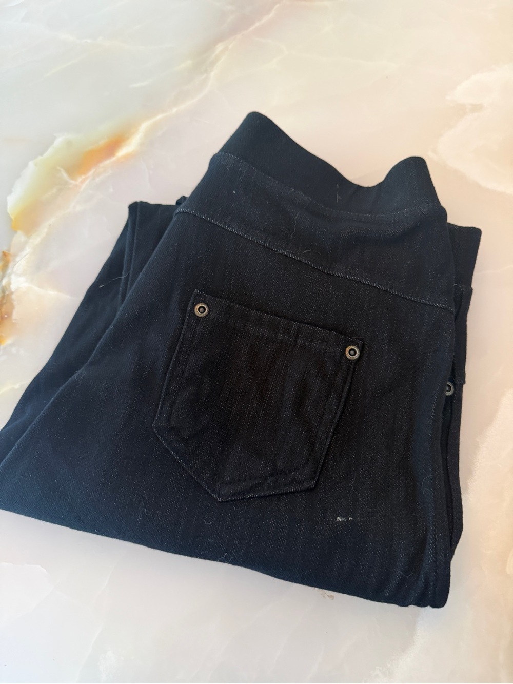Black Folded Jeans with Back Pocket
